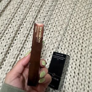 Hourglass Vanish Concealer - Brown Packaging